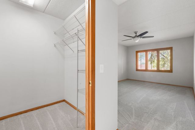 100 N Gary Avenue N 304, Wheaton, IL 60187