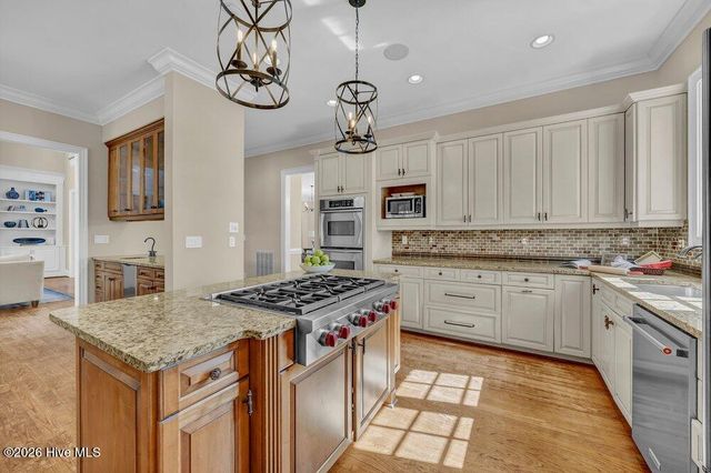 901 Sun Runner Place, Wilmington, NC 28405