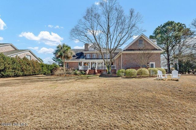 901 Sun Runner Place, Wilmington, NC 28405