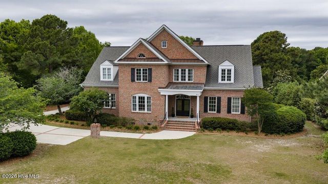 901 Sun Runner Place, Wilmington, NC 28405