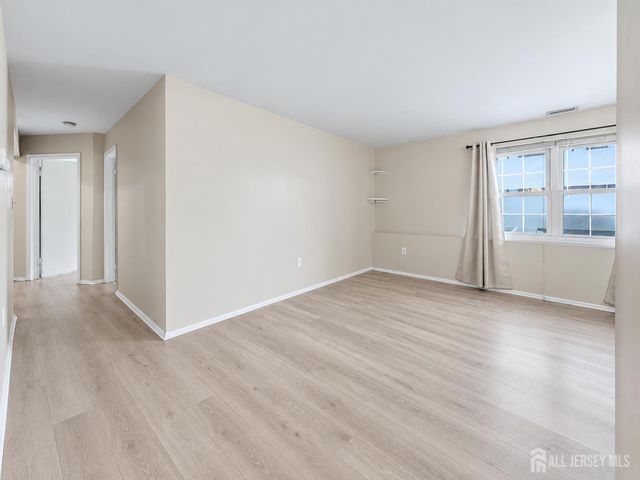 116 Orlando Street, Edison, NJ 08817