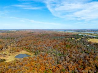 6215 E Davis Field Road, Muskogee, OK 74403