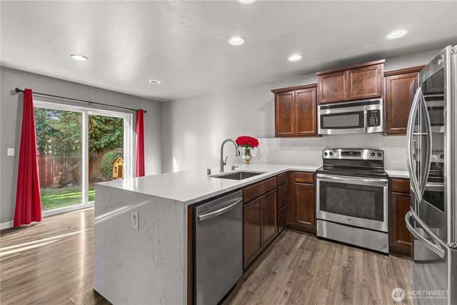 7428 19th Place SE, Lake Stevens, WA 98258
