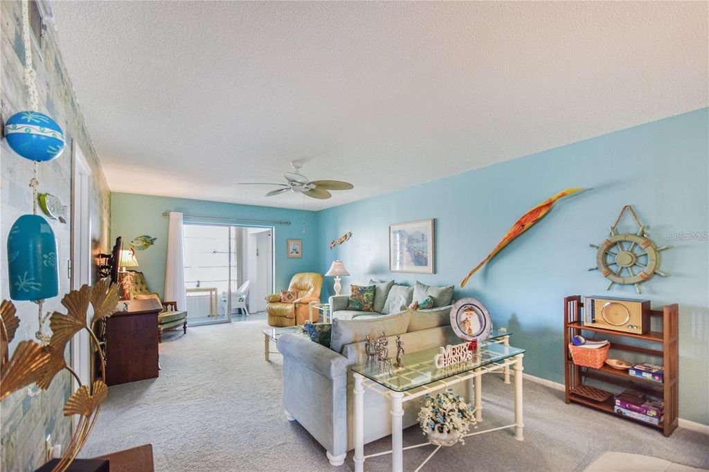 Image 12 of property listing at 3617 LAKE BAYSHORE DRIVE J-401, Bradenton, FL 34205