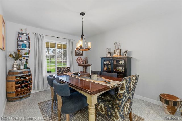 3860 E Commerce Road, Commerce Twp, MI 48382