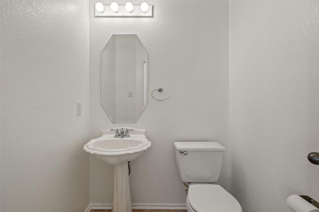 8303 Minnesota LN, Austin, TX 78745