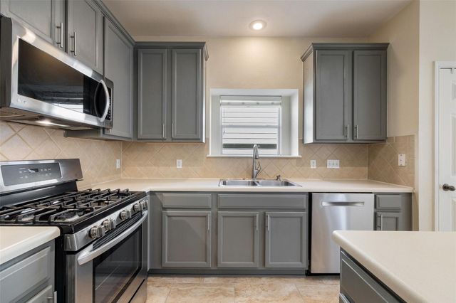 8303 Minnesota LN, Austin, TX 78745