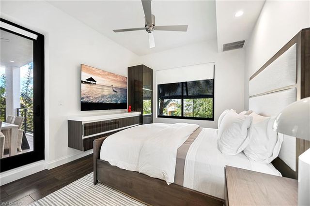 1115 Central AVE 339, Naples, FL 34102