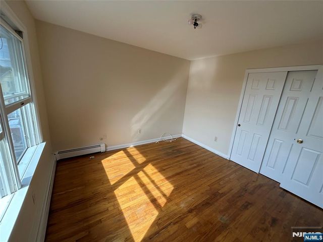 319 9th Street, Saddle Brook, NJ 07663