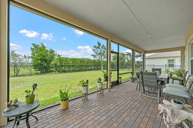 19227 Broad Shore Walk, Loxahatchee, FL 33470