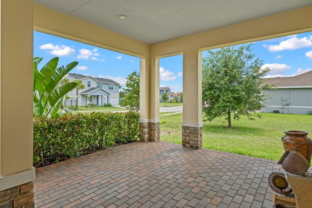 19227 Broad Shore Walk, Loxahatchee, FL 33470