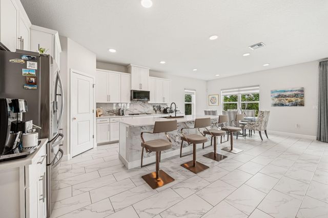 19227 Broad Shore Walk, Loxahatchee, FL 33470