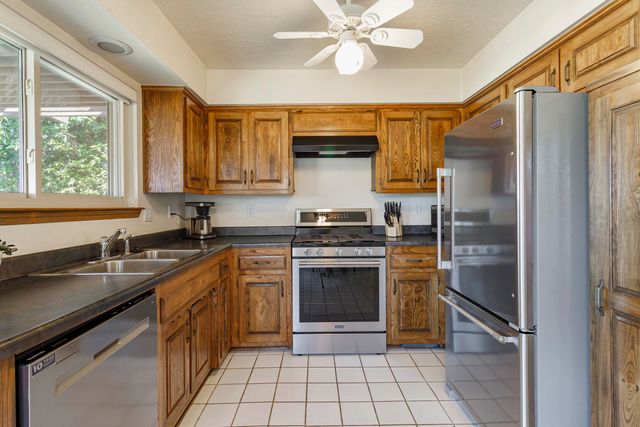 6321 Antares Road NE, Albuquerque, NM 87111