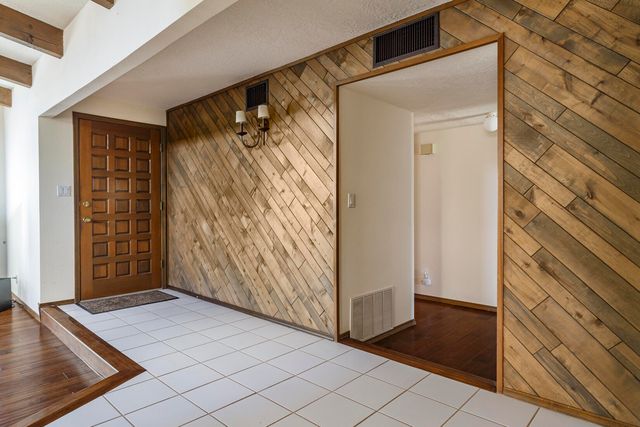6321 Antares Road NE, Albuquerque, NM 87111