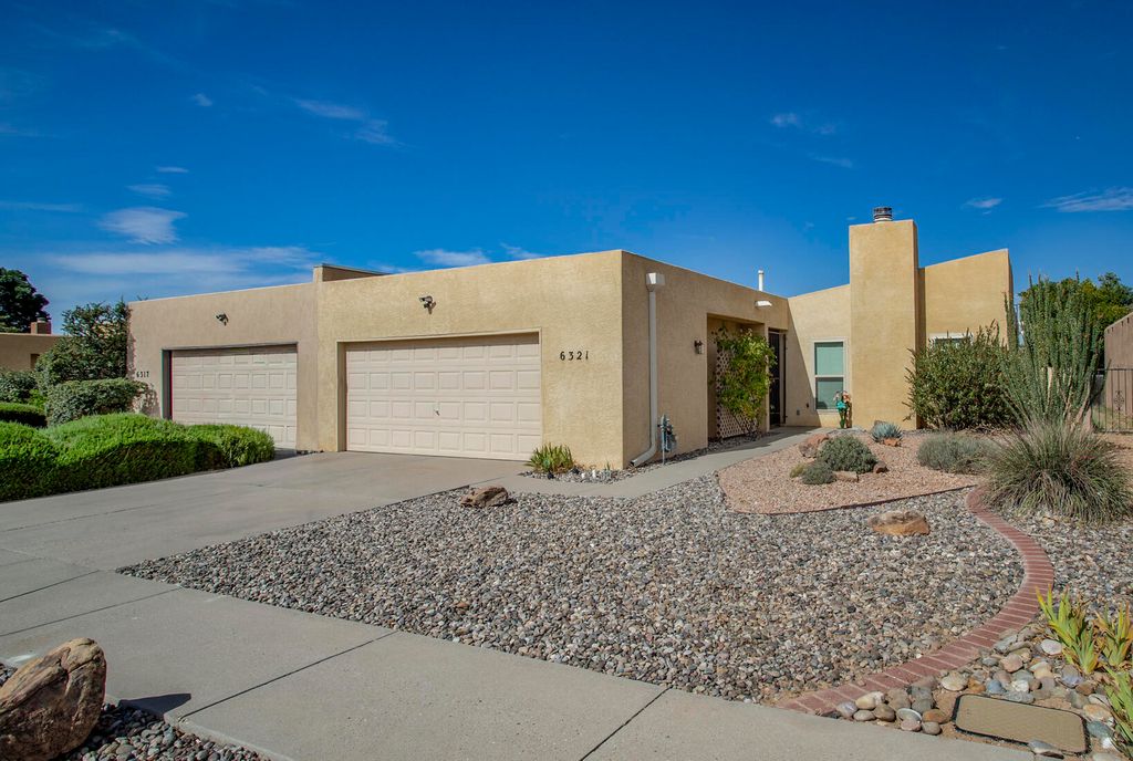 6321 Antares Road NE, Albuquerque, NM 87111