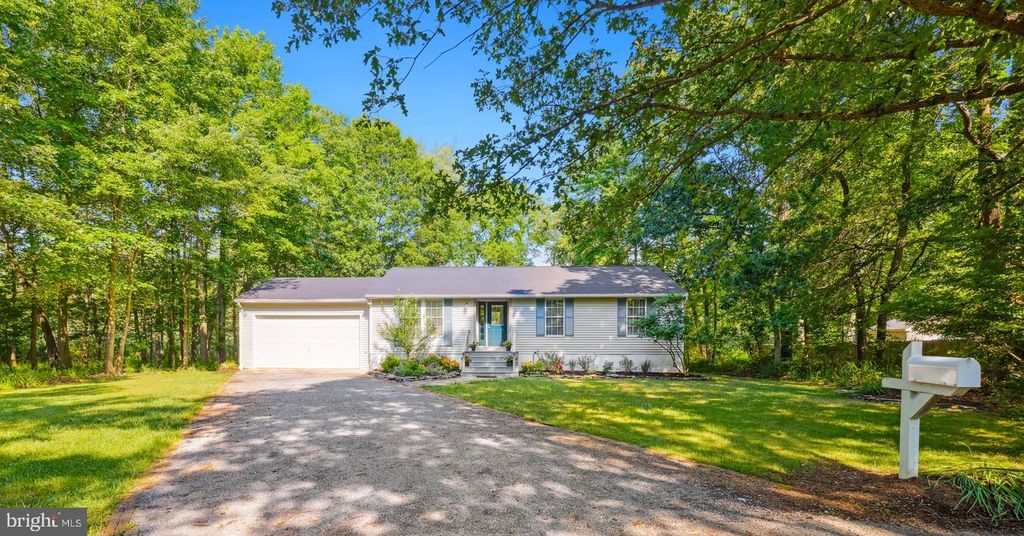 1242 CREEK DR, Annapolis, MD 21403