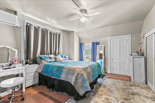 1984 Brookhurst Street, Medford, OR 97504