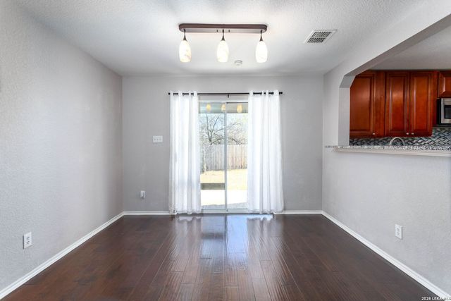 9359 Maple Silver, San Antonio, TX 78254