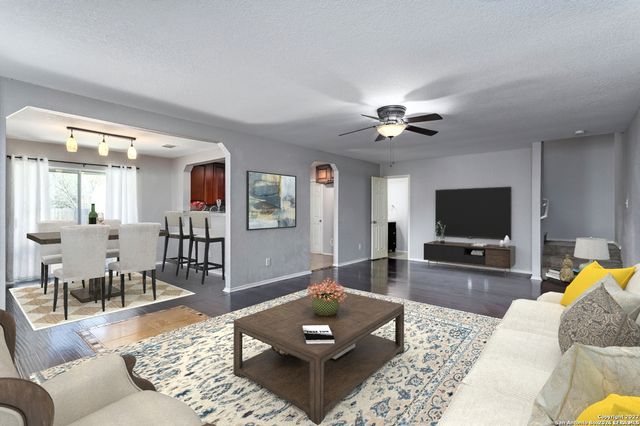 9359 Maple Silver, San Antonio, TX 78254