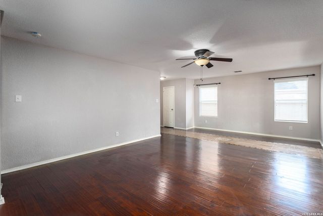 9359 Maple Silver, San Antonio, TX 78254