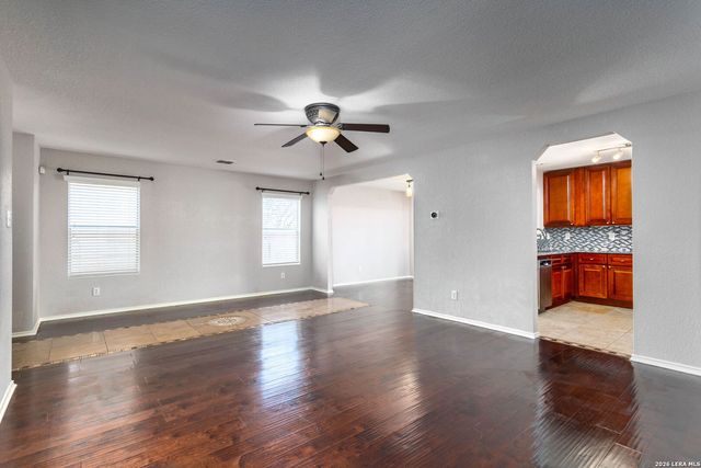 9359 Maple Silver, San Antonio, TX 78254