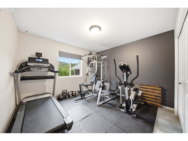 946 PAINE Rd, Castle Rock, WA 98611