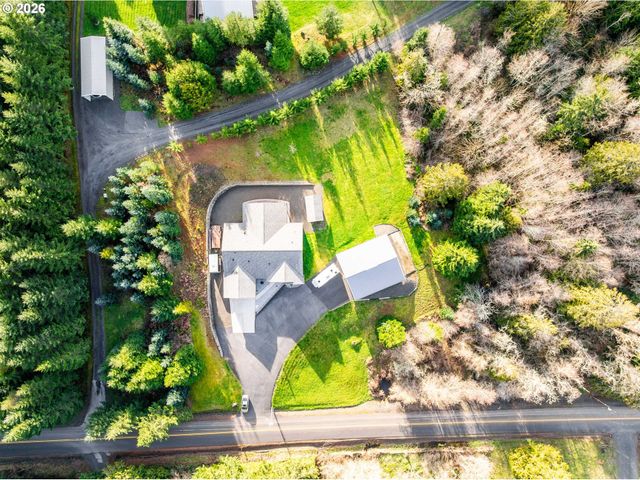 946 PAINE Rd, Castle Rock, WA 98611