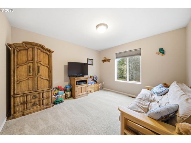 946 PAINE Rd, Castle Rock, WA 98611