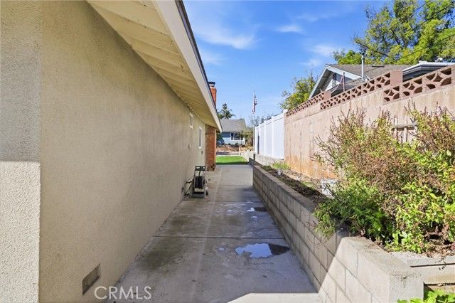 1742 N Albright Avenue, Upland, CA 91784