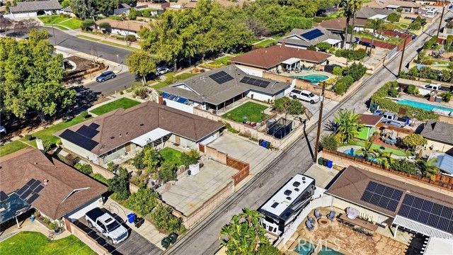 1742 N Albright Avenue, Upland, CA 91784