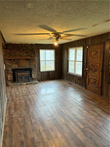1548 County Road 731, Berryville, AR 72616