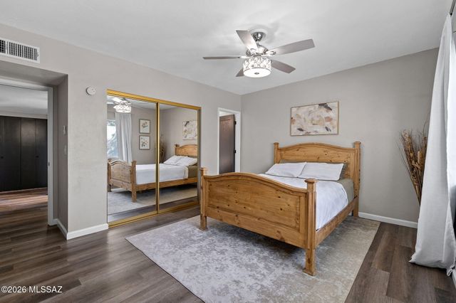 450 N Bedford Drive, Tucson, AZ 85710