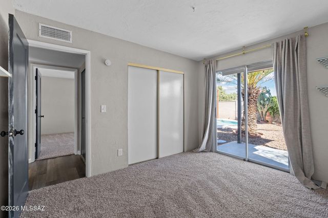 450 N Bedford Drive, Tucson, AZ 85710