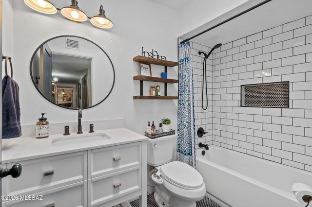 450 N Bedford Drive, Tucson, AZ 85710