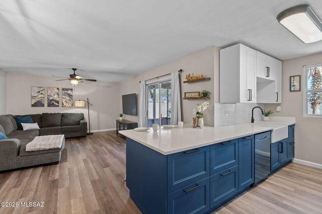 450 N Bedford Drive, Tucson, AZ 85710