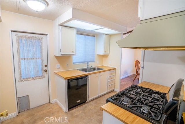 720 W Santa Maria Space 14, Santa Paula, CA 93060