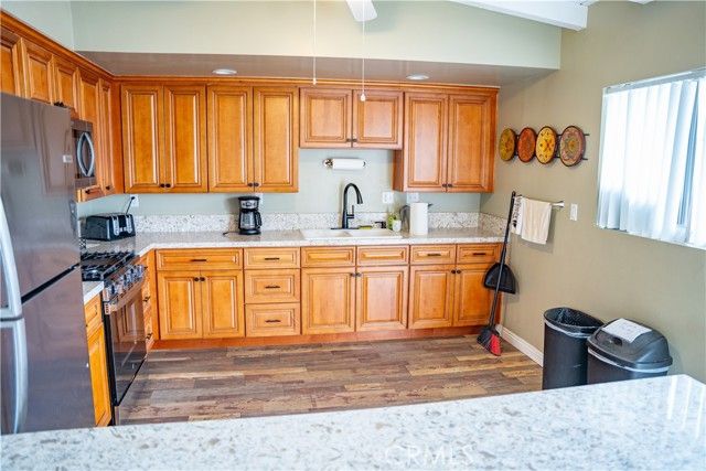 720 W Santa Maria Space 14, Santa Paula, CA 93060