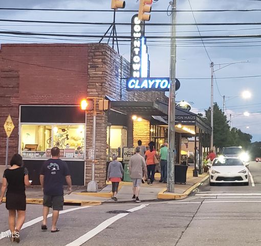 302 N Fayetteville Street, Clayton, NC 27520