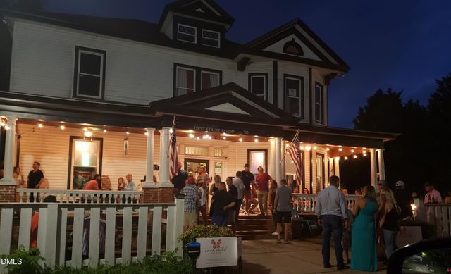 302 N Fayetteville Street, Clayton, NC 27520