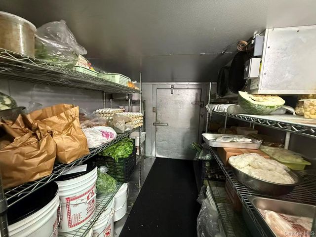 196 Smith Street, Brooklyn, NY 11201