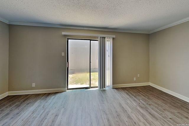 6854 Eden Grove Drive, Converse, TX 78109