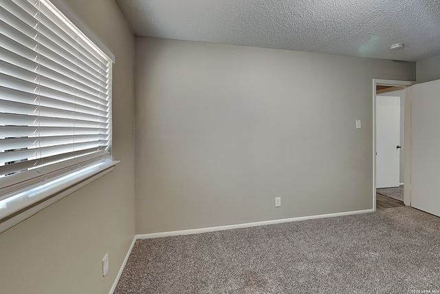 6854 Eden Grove Drive, Converse, TX 78109
