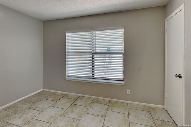 6854 Eden Grove Drive, Converse, TX 78109