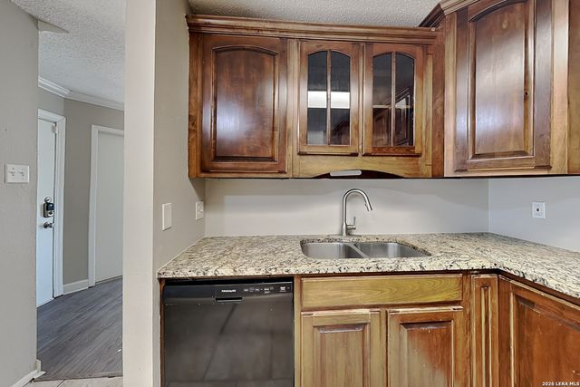 6854 Eden Grove Drive, Converse, TX 78109