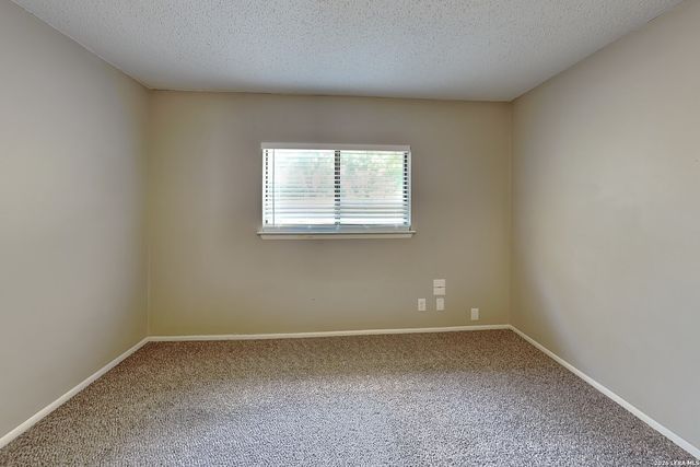 6854 Eden Grove Drive, Converse, TX 78109