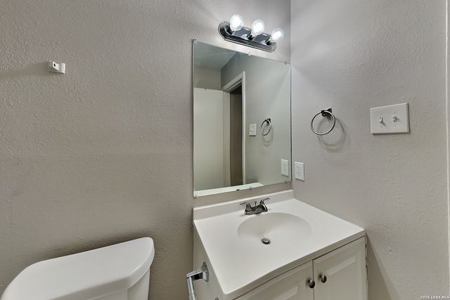 6854 Eden Grove Drive, Converse, TX 78109