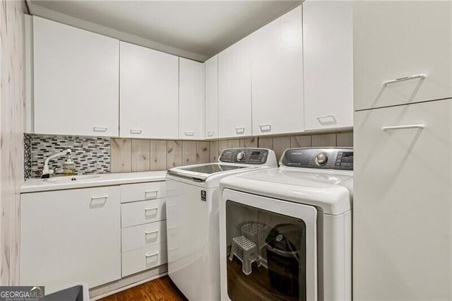 145 Old College Way, Sandy Springs, GA 30328