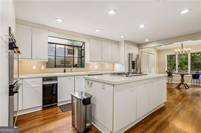 145 Old College Way, Sandy Springs, GA 30328