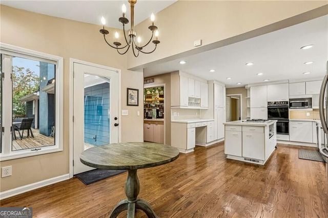 145 Old College Way, Sandy Springs, GA 30328