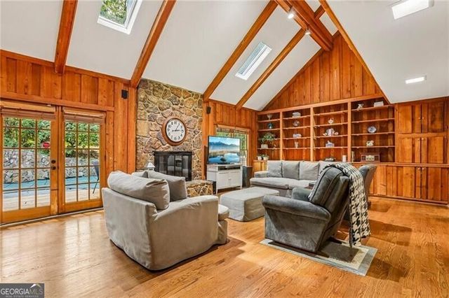 145 Old College Way, Sandy Springs, GA 30328